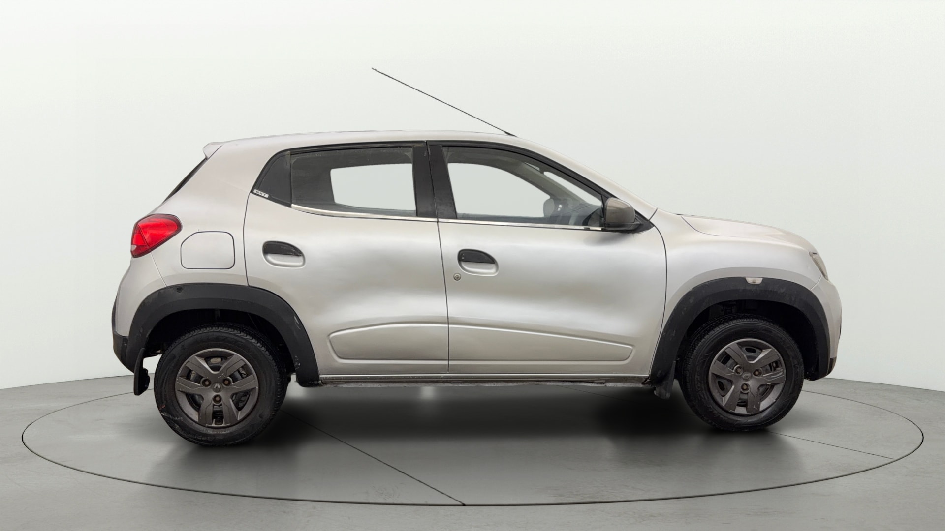 View 2016 Renault Kwid RXT 1.0 Image 8 Used 2016 Renault Kwid RXT 1.0 Image 8