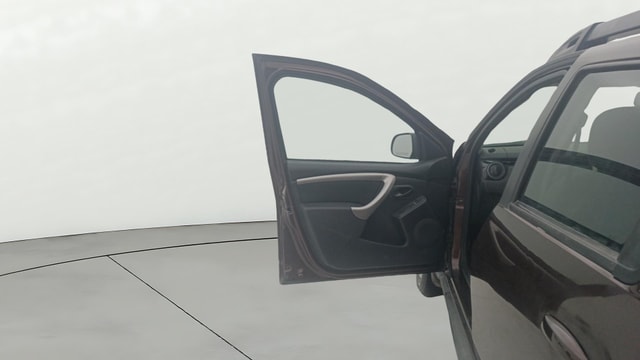 View Renault Duster Image 30 Used Renault Duster Image 30
