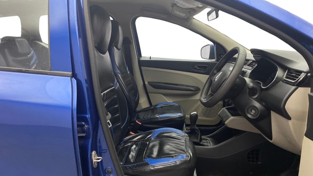 View Renault Triber Image 27 Used Renault Triber Image 27
