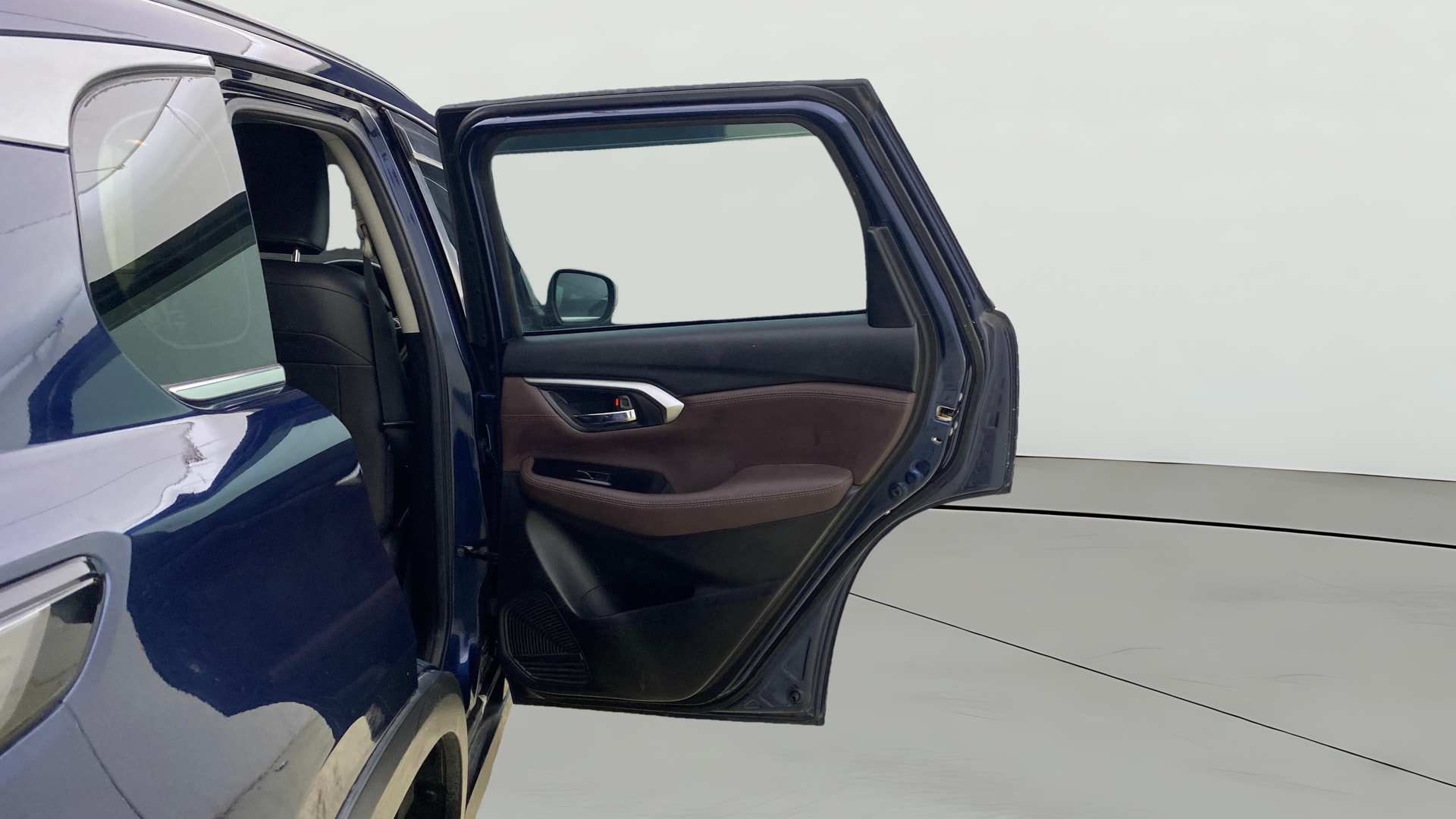 View 2022 Maruti Suzuki 1000 Base Variant Image 6 Used 2022 Maruti Suzuki 1000 Base Variant Image 6
