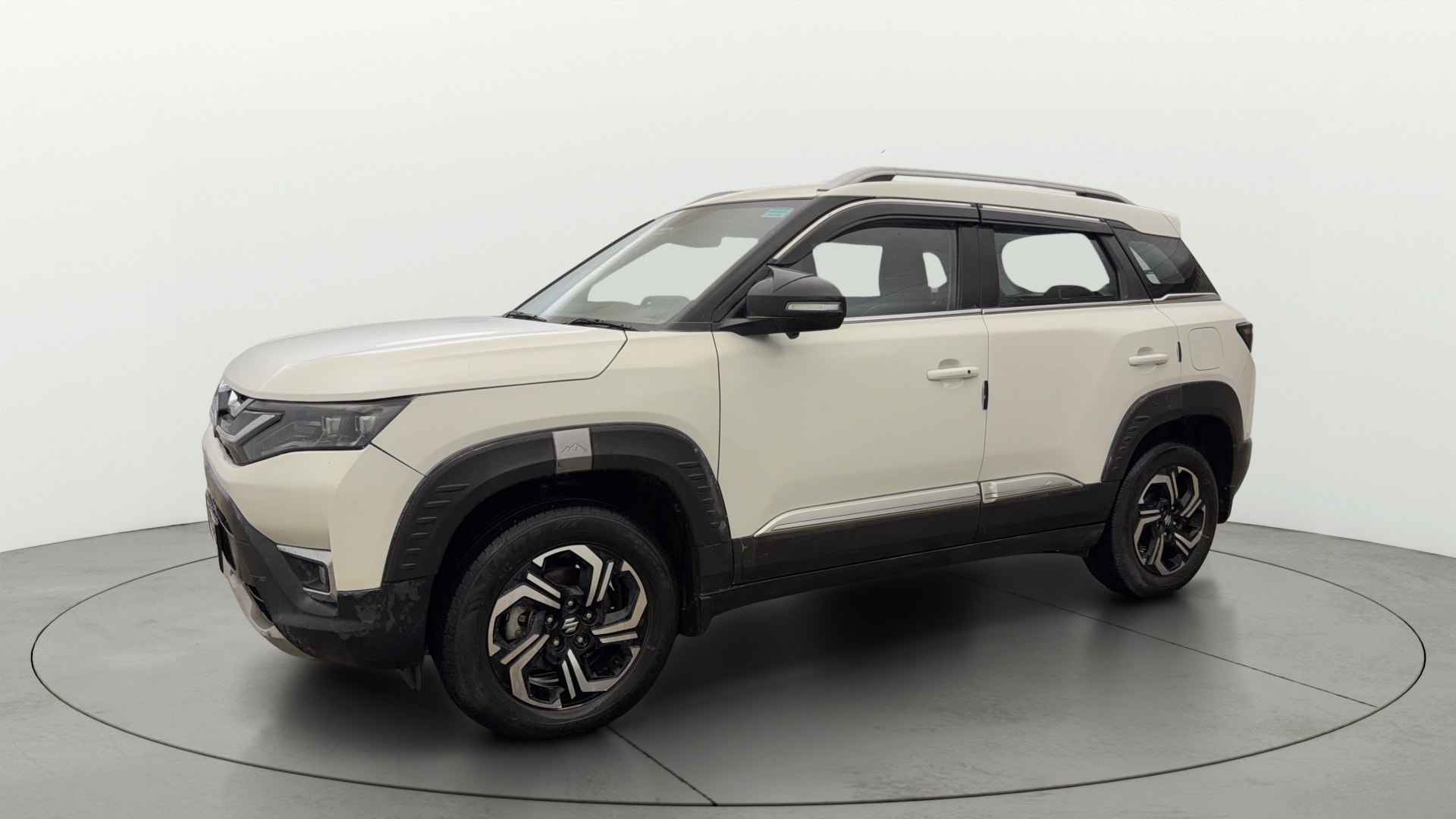 View 2024 Maruti Suzuki 1000 Base Variant Image 37 Used 2024 Maruti Suzuki 1000 Base Variant Image 37