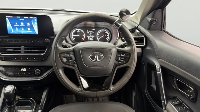 View Tata Harrier Image 21 Used Tata Harrier Image 21