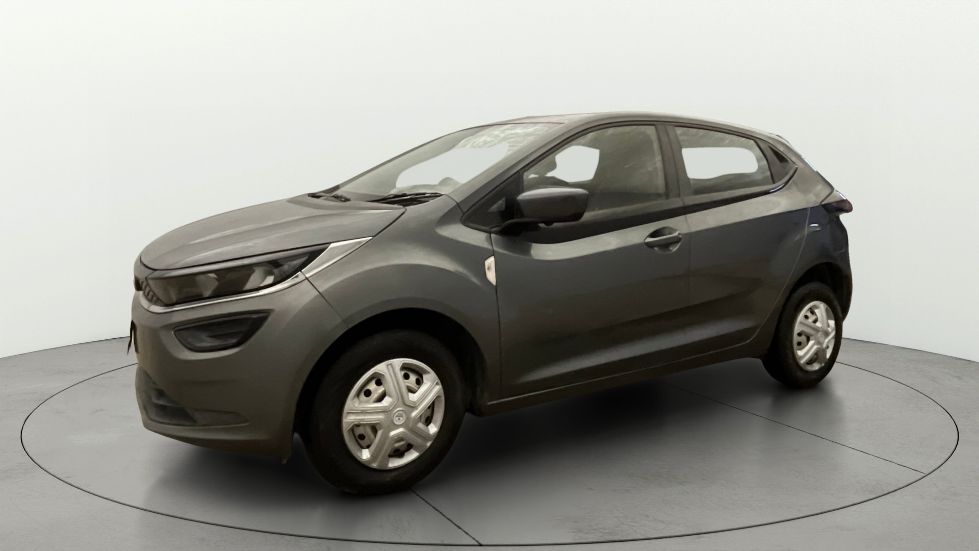 View 2022 Tata Altroz XE Petrol Image 21 Used 2022 Tata Altroz XE Petrol Image 21