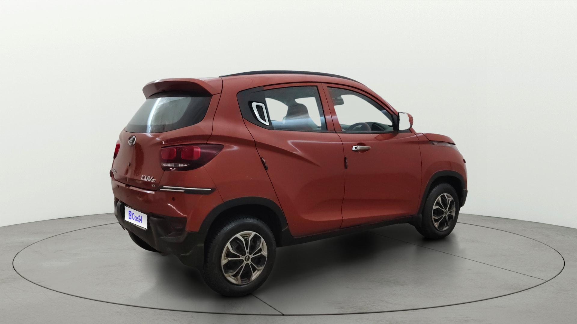 Used 2016 Mahindra KUV100 Used 2016 Mahindra KUV100