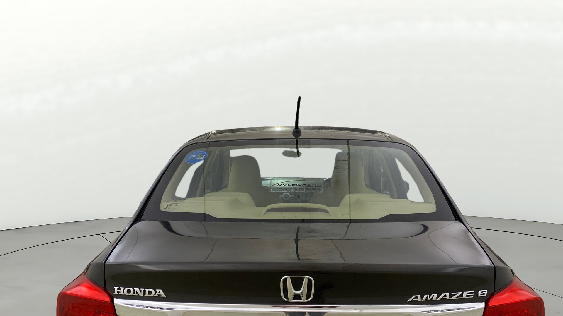 View 2015 Honda Amaze E MT Petrol BS IV Image 4 Used 2015 Honda Amaze E MT Petrol BS IV Image 4