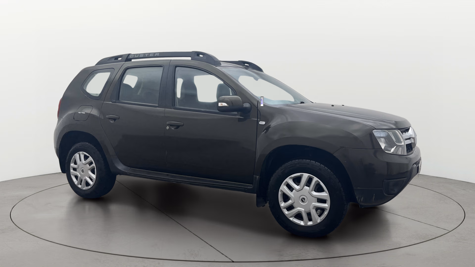 View 2016 Renault Duster Diesel 110PS RXZ AMT Image 21 Used 2016 Renault Duster Diesel 110PS RXZ AMT Image 21