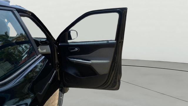 View Nissan Magnite Image 46 Used Nissan Magnite Image 46