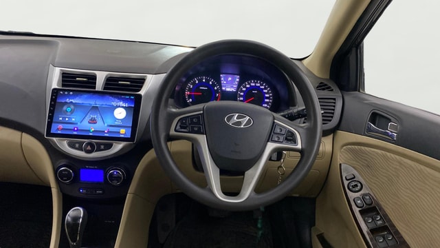 View Hyundai Fluidic Verna Image 20 Used Hyundai Fluidic Verna Image 20