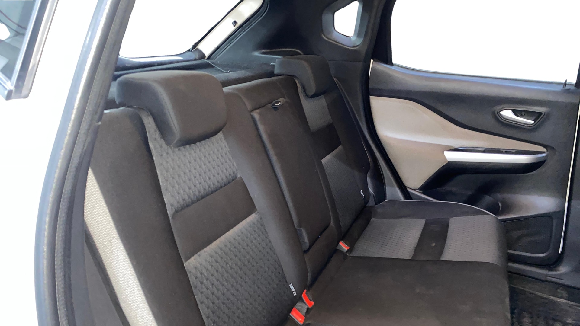 View 2023 Nissan Magnite Turbo XV Image 35 Used 2023 Nissan Magnite Turbo XV Image 35