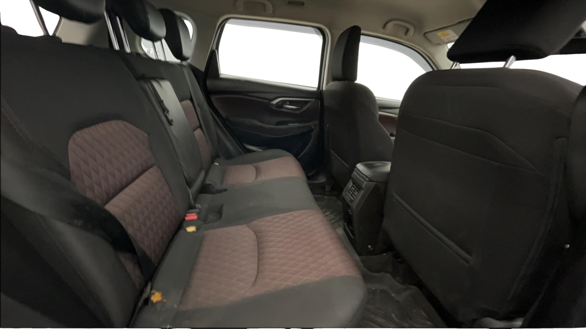 View 2024 Maruti Suzuki 1000 Base Variant Image 35 Used 2024 Maruti Suzuki 1000 Base Variant Image 35