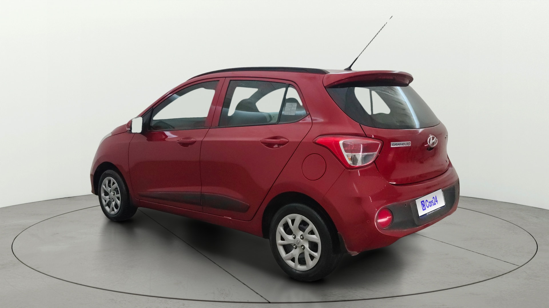 View 2019 Hyundai Grand i10 Sportz 1.2 Kappa Image 2 Used 2019 Hyundai Grand i10 Sportz 1.2 Kappa Image 2