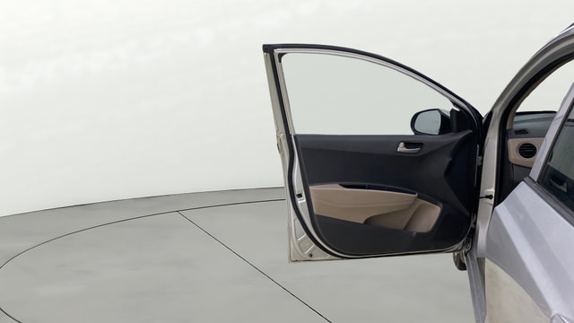 View Hyundai Grand i10 Image 30 Used Hyundai Grand i10 Image 30