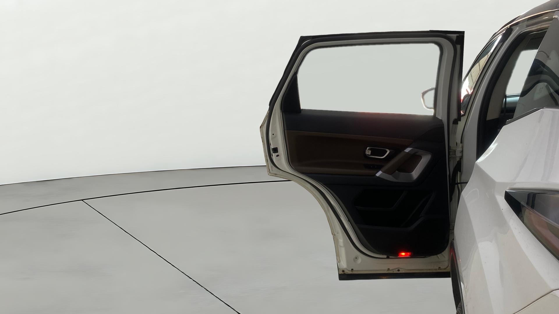 View 2021 Tata Harrier XE Image 22 Used 2021 Tata Harrier XE Image 22