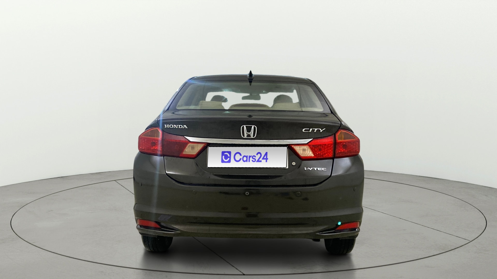 View 2015 Honda City ZX MT Diesel Anniversary Edition Image 39 Used 2015 Honda City ZX MT Diesel Anniversary Edition Image 39