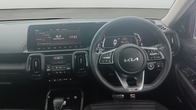 View Kia Sonet Image 13 Used Kia Sonet Image 13
