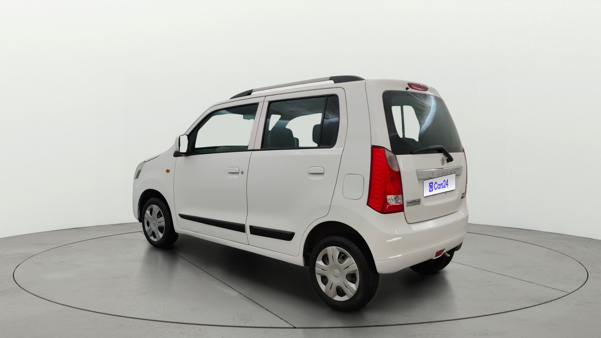 View 2016 Maruti Suzuki 1000 Base Variant Image 2 Used 2016 Maruti Suzuki 1000 Base Variant Image 2