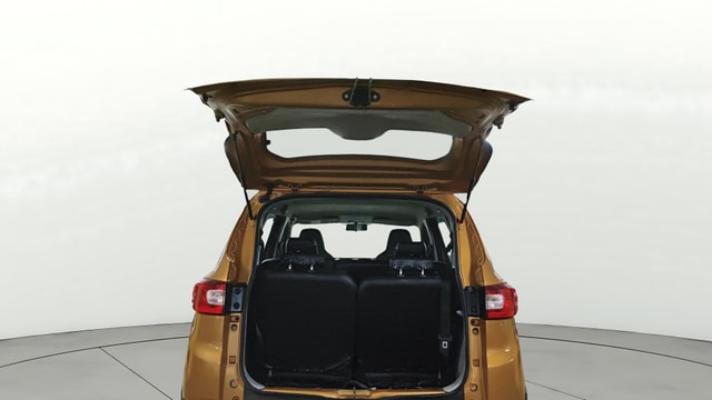 View Renault Triber Image 17 Used Renault Triber Image 17