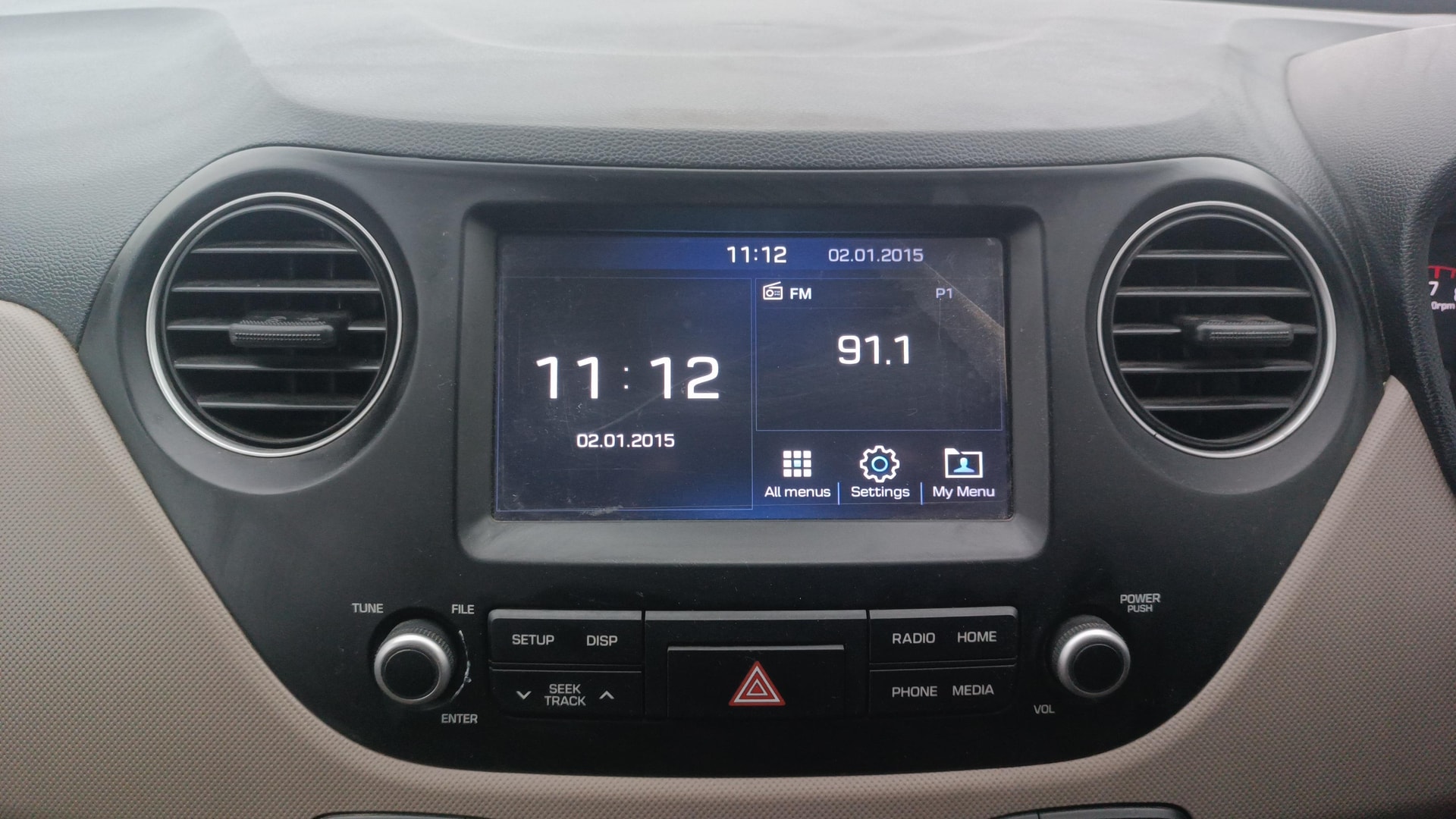 View 2017 Hyundai Grand i10 1.2 Asta Petrol Image 33 Used 2017 Hyundai Grand i10 1.2 Asta Petrol Image 33
