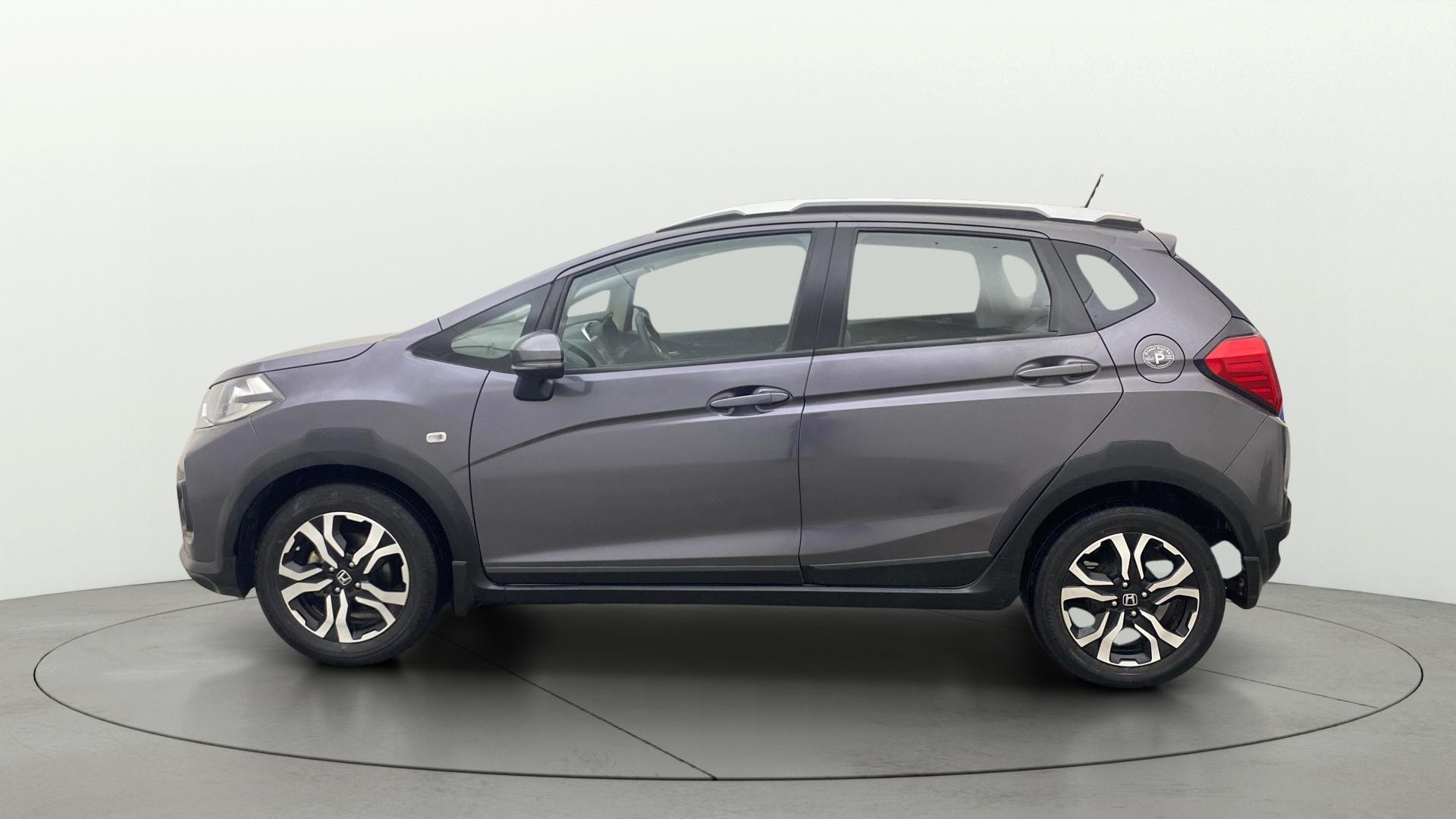 View 2021 Honda WR-V S MT Diesel Edge Edition Image 5 Used 2021 Honda WR-V S MT Diesel Edge Edition Image 5