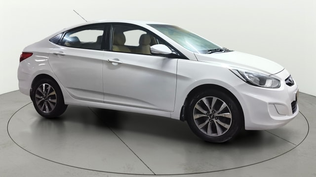 View Hyundai Fluidic Verna Image 22 Used Hyundai Fluidic Verna Image 22