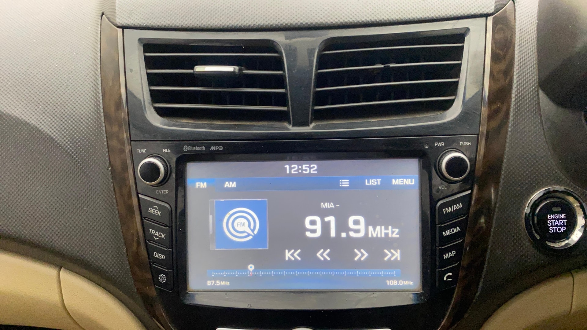 View 2016 Hyundai Verna 1.6 CRDi SX (O) Image 32 Used 2016 Hyundai Verna 1.6 CRDi SX (O) Image 32