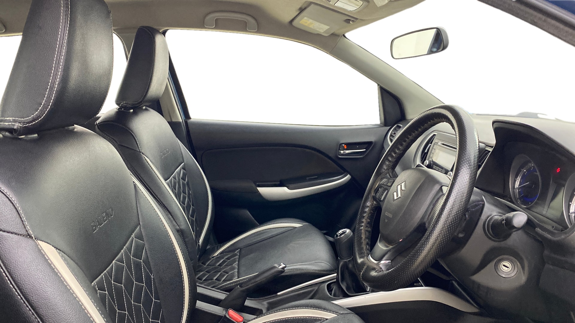 View 2018 Maruti Suzuki 1000 Base Variant Image 25 Used 2018 Maruti Suzuki 1000 Base Variant Image 25