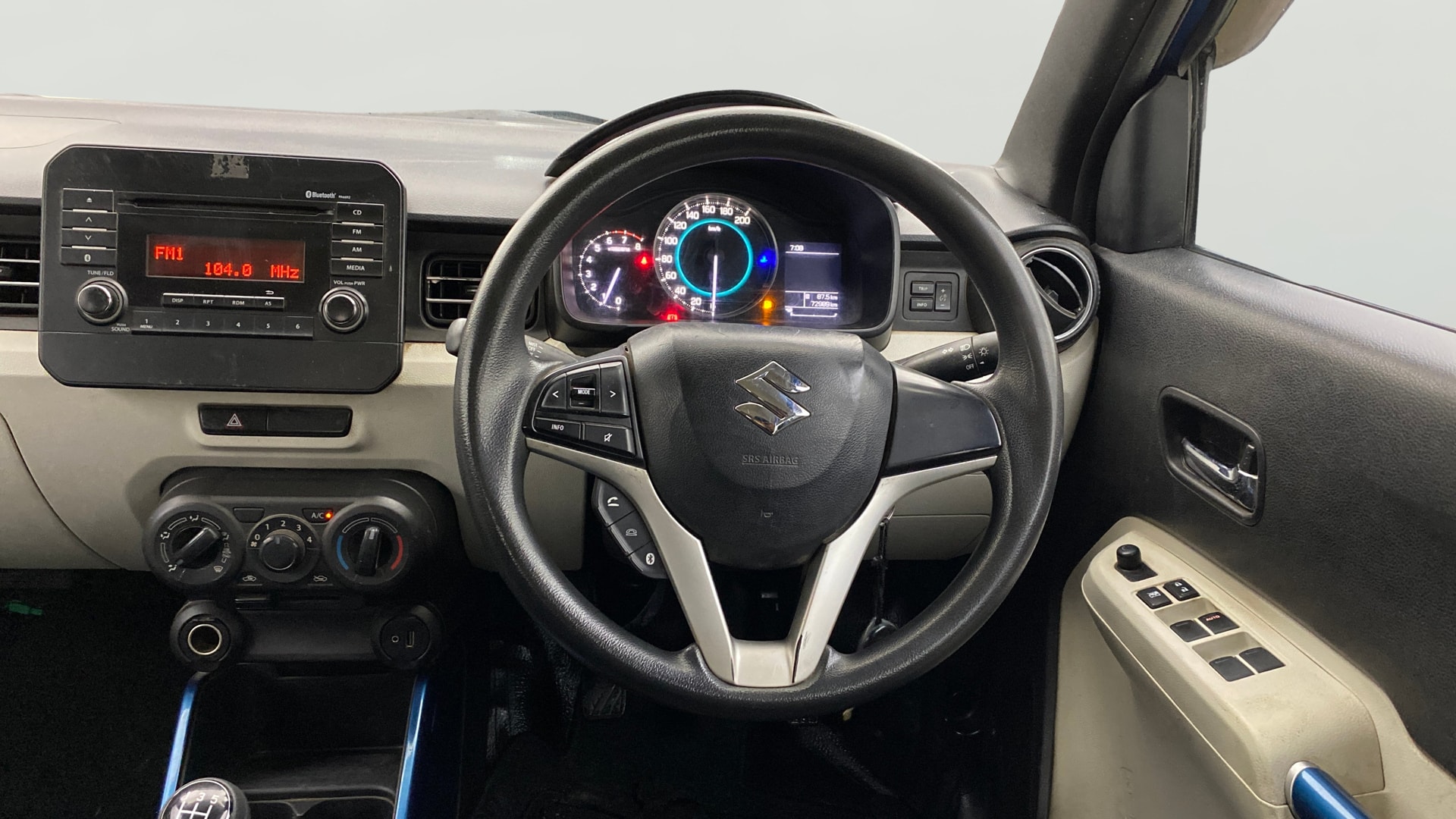View 2018 Maruti Suzuki 1000 Base Variant Image 20 Used 2018 Maruti Suzuki 1000 Base Variant Image 20