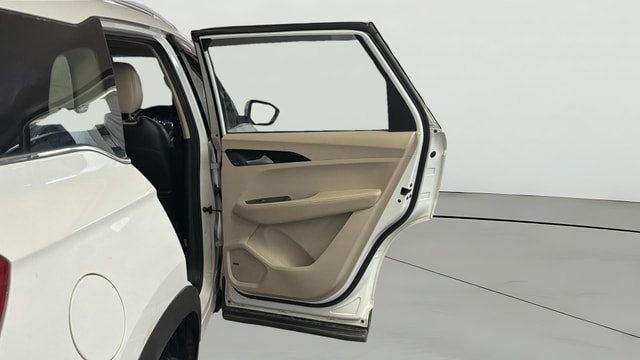 View MG Hector Image 6 Used MG Hector Image 6