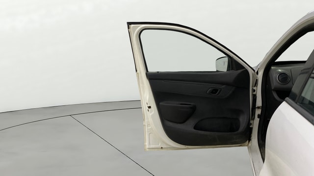 View Renault Kwid Image 30 Used Renault Kwid Image 30