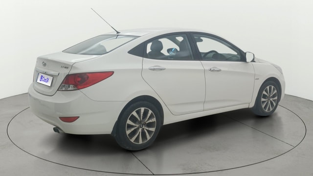 View Hyundai Fluidic Verna Image 45 Used Hyundai Fluidic Verna Image 45