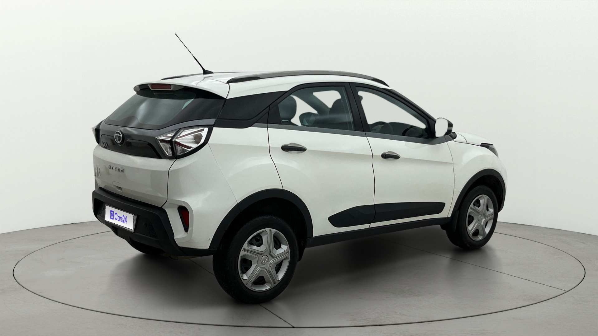 View 2020 Tata Nexon Revotron XM Image 41 Used 2020 Tata Nexon Revotron XM Image 41