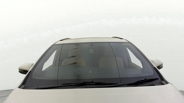 View Toyota Innova Crysta Image 30 Used Toyota Innova Crysta Image 30