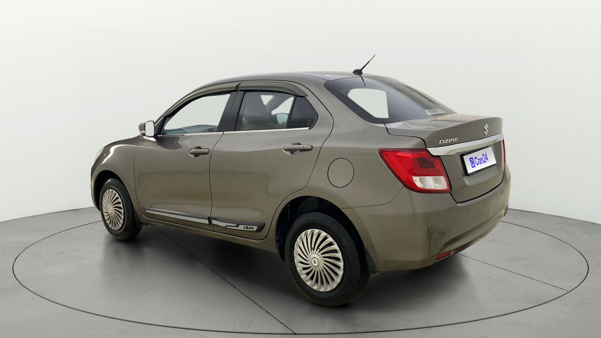 View 2019 Maruti Suzuki 1000 Base Variant Image 2 Used 2019 Maruti Suzuki 1000 Base Variant Image 2