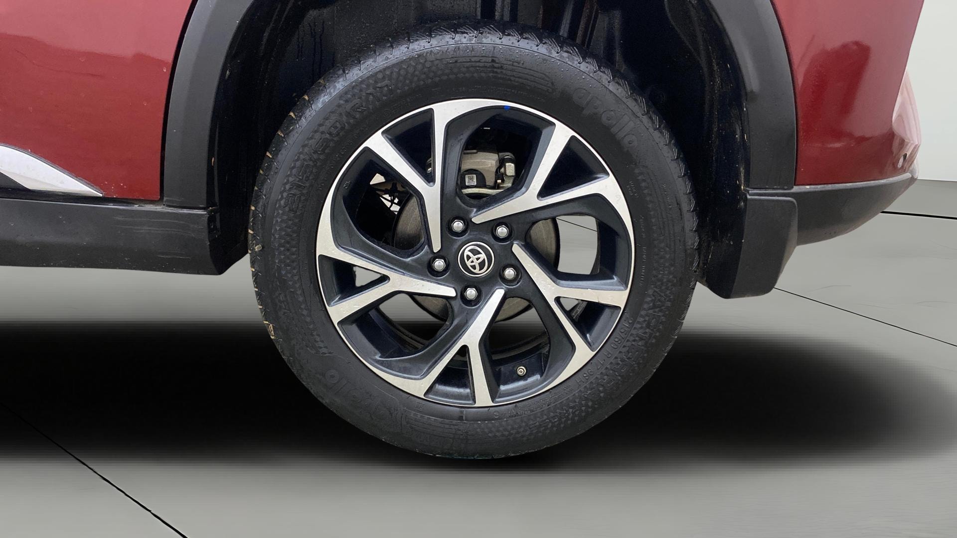 View 2023 Toyota Urban Cruiser Hyryder V e-Drive 2WD HYBRID Image 7 Used 2023 Toyota Urban Cruiser Hyryder V e-Drive 2WD HYBRID Image 7
