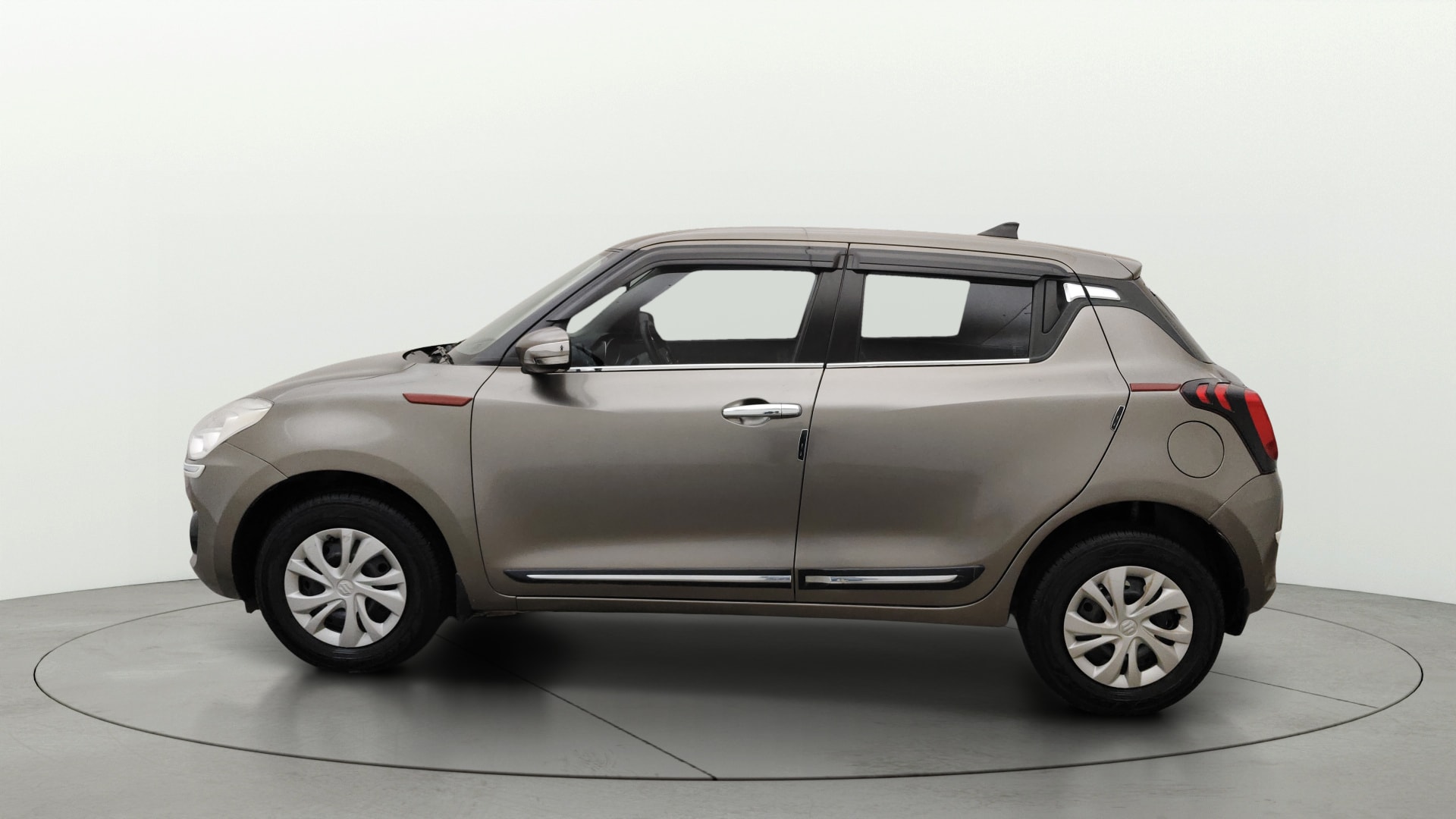 View 2018 Maruti Suzuki 1000 Base Variant Image 5 Used 2018 Maruti Suzuki 1000 Base Variant Image 5