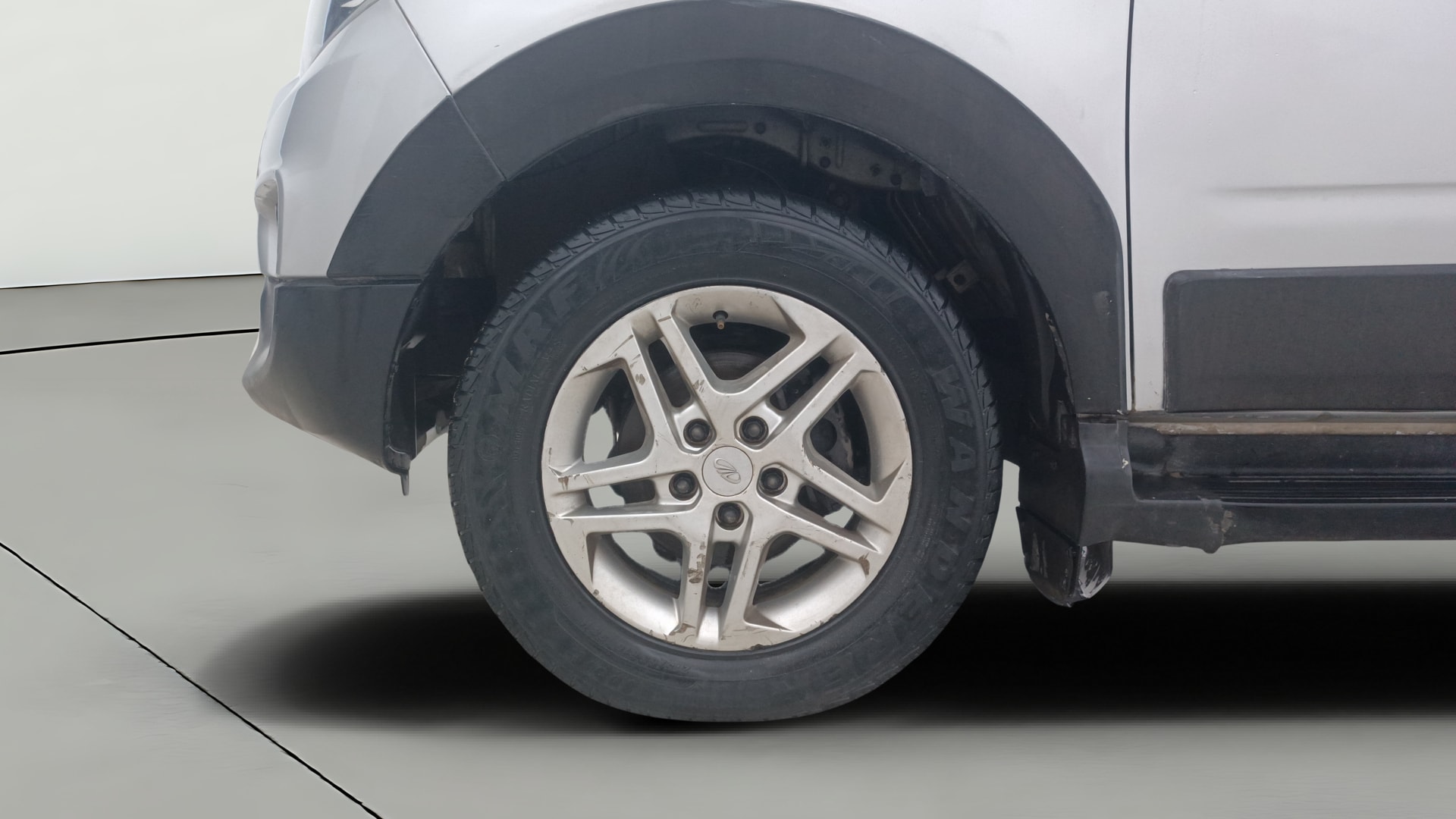 View 2016 Mahindra NuvoSport N8 Image 35 Used 2016 Mahindra NuvoSport N8 Image 35