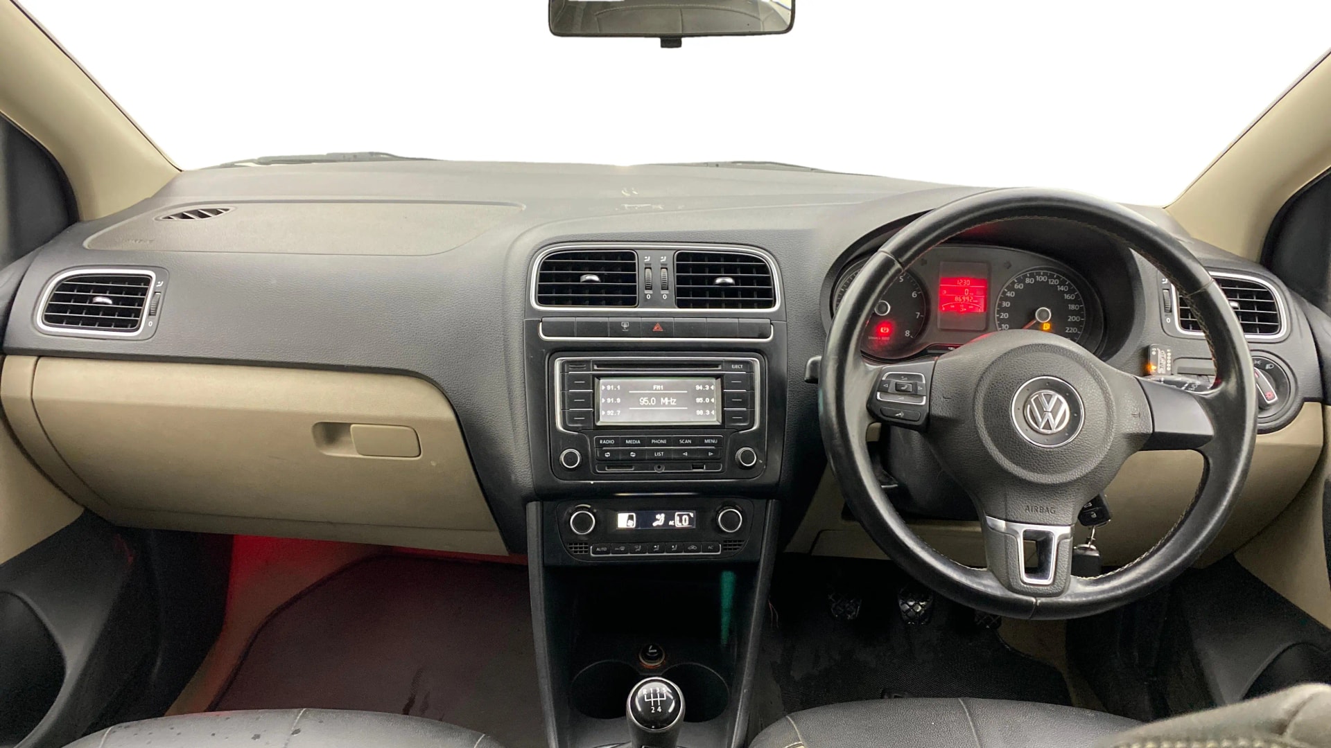 View 2013 Volkswagen Polo 1.2 AllStar Limited Edition Image 15 Used 2013 Volkswagen Polo 1.2 AllStar Limited Edition Image 15