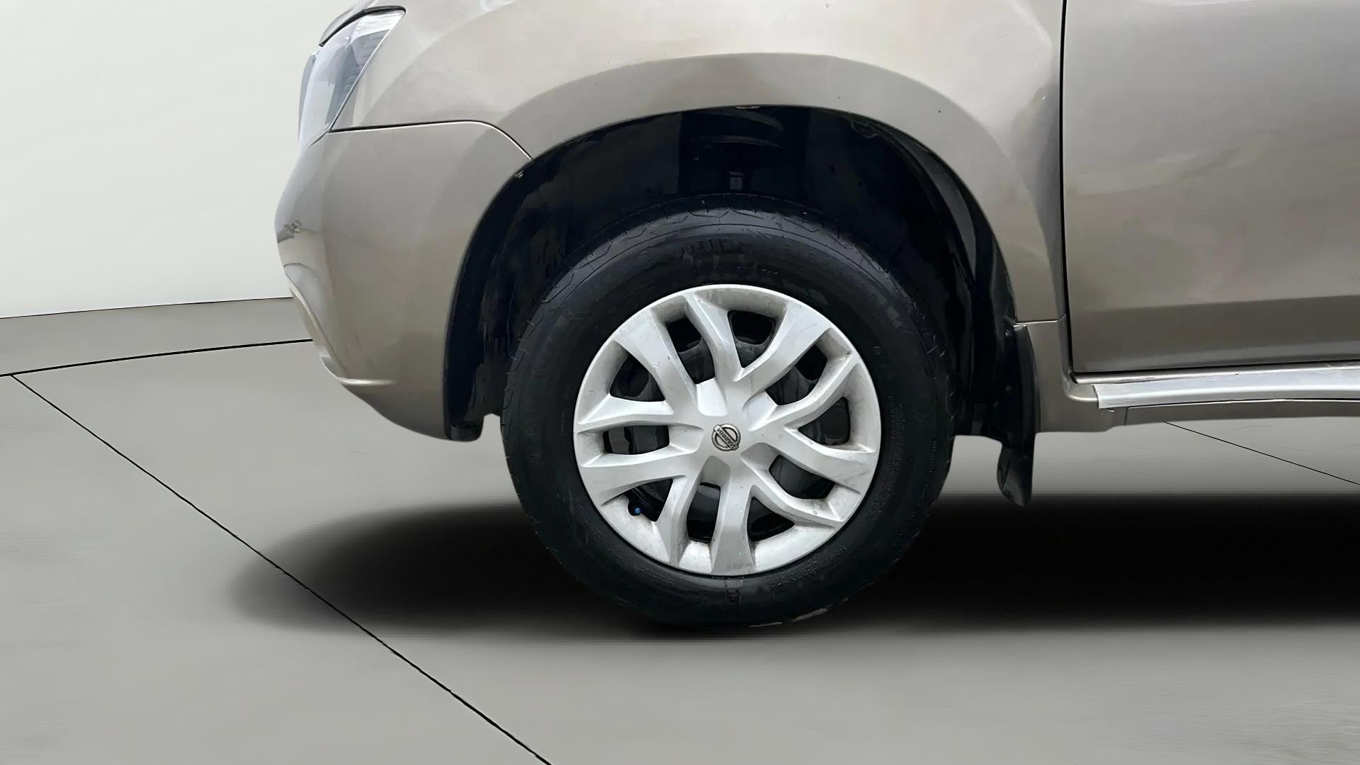 View 2015 Nissan Terrano XL P Image 33 Used 2015 Nissan Terrano XL P Image 33