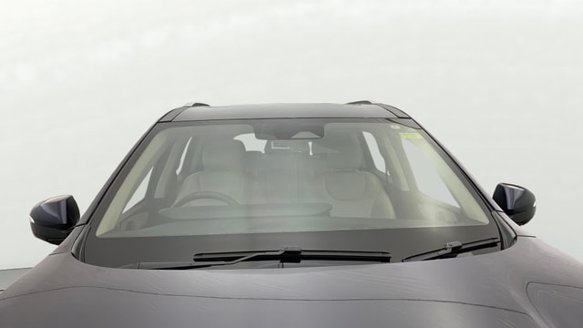 View Mahindra XUV700 Image 39 Used Mahindra XUV700 Image 39