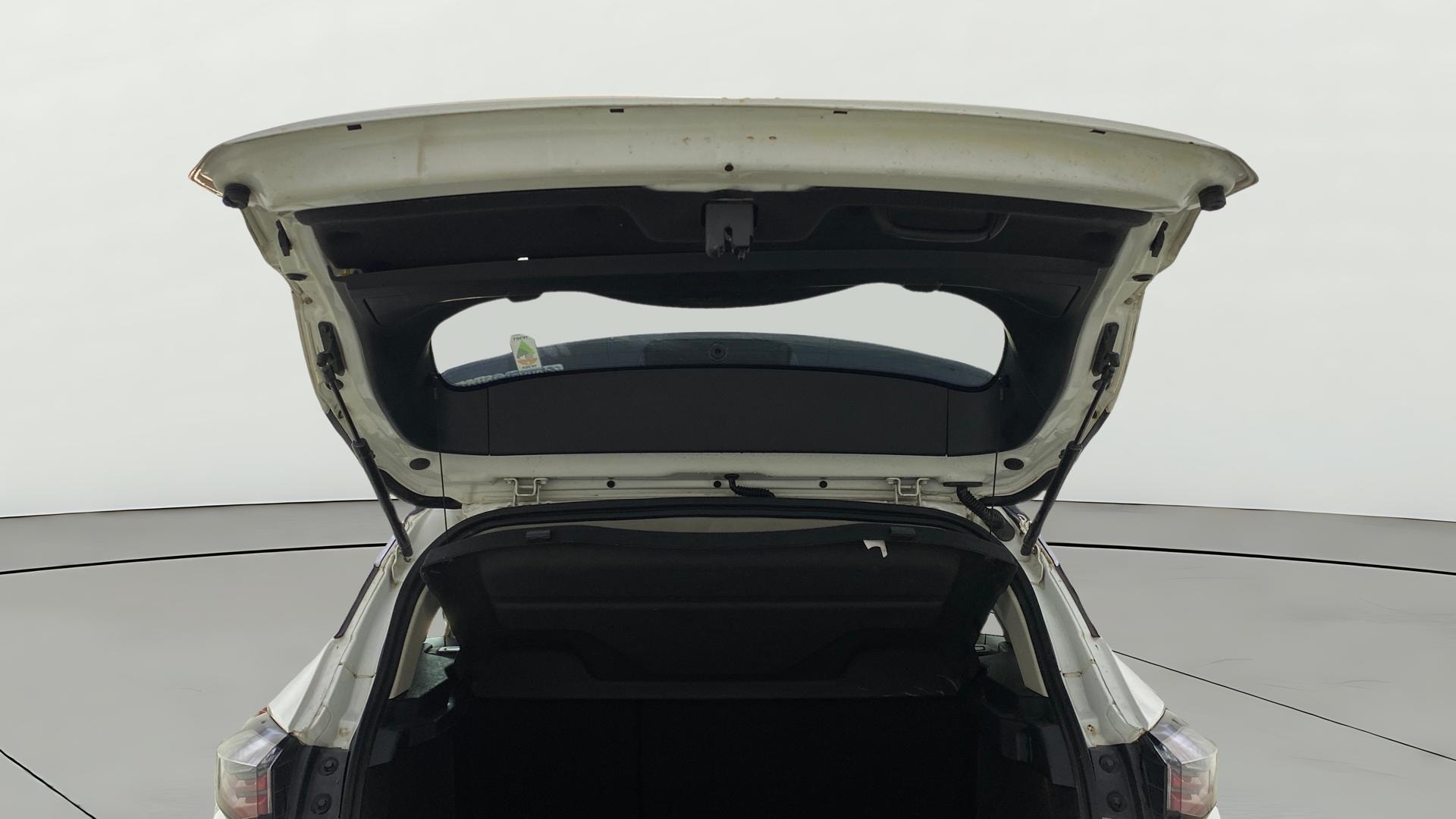 View 2021 Tata Harrier XE Image 16 Used 2021 Tata Harrier XE Image 16