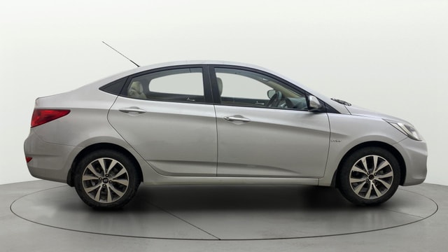 View Hyundai Fluidic Verna Image 8 Used Hyundai Fluidic Verna Image 8