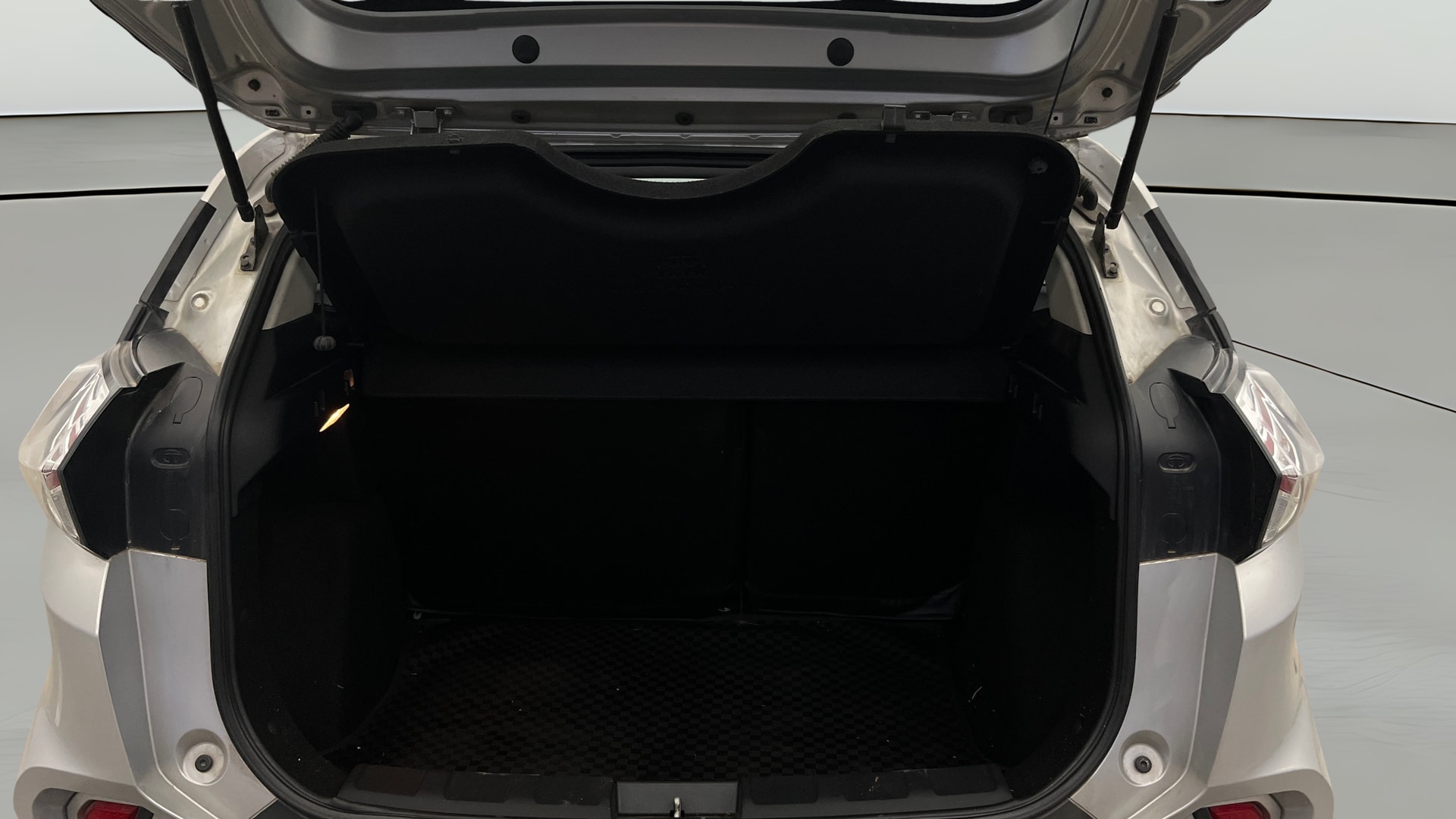 Used 2020 Tata Nexon Used 2020 Tata Nexon