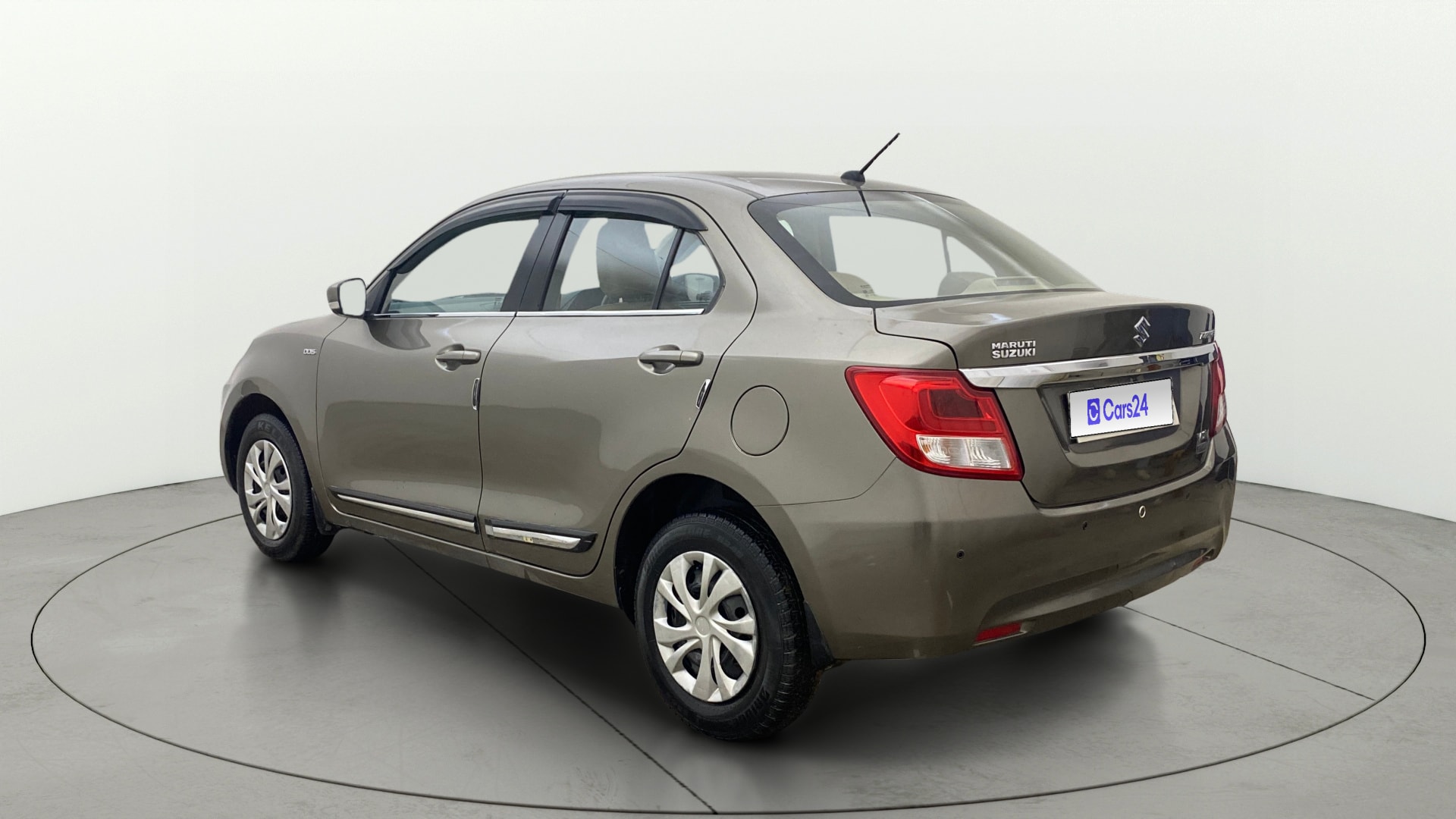 View 2019 Maruti Suzuki 1000 Base Variant Image 2 Used 2019 Maruti Suzuki 1000 Base Variant Image 2