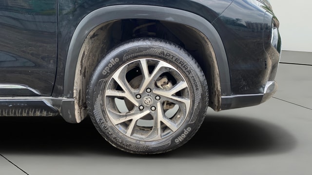 View Toyota Urban Cruiser Hyryder Image 45 Used Toyota Urban Cruiser Hyryder Image 45