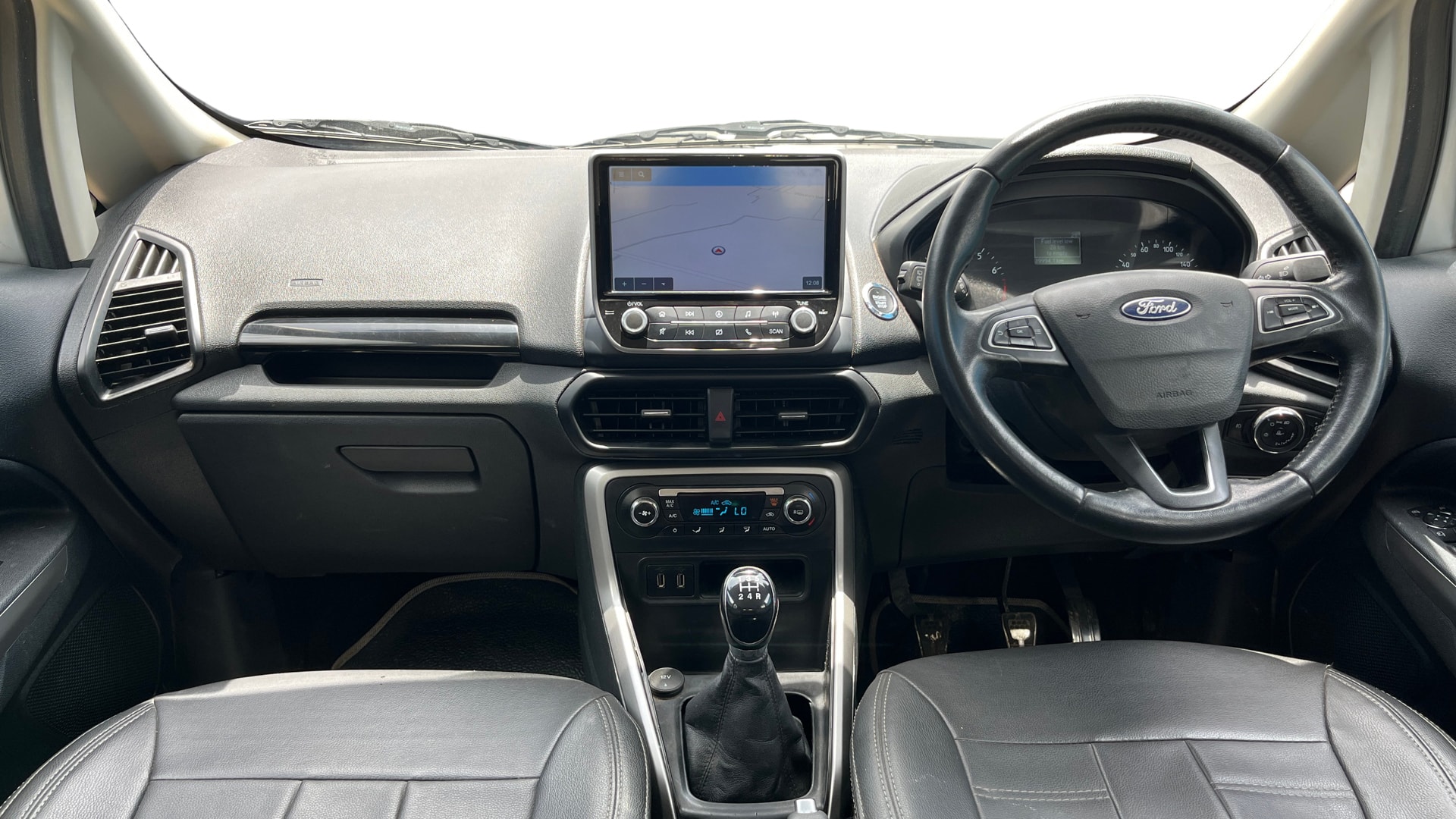 View 2018 Ford EcoSport 1.5 TDCi Diesel Ambiente BS IV Image 15 Used 2018 Ford EcoSport 1.5 TDCi Diesel Ambiente BS IV Image 15