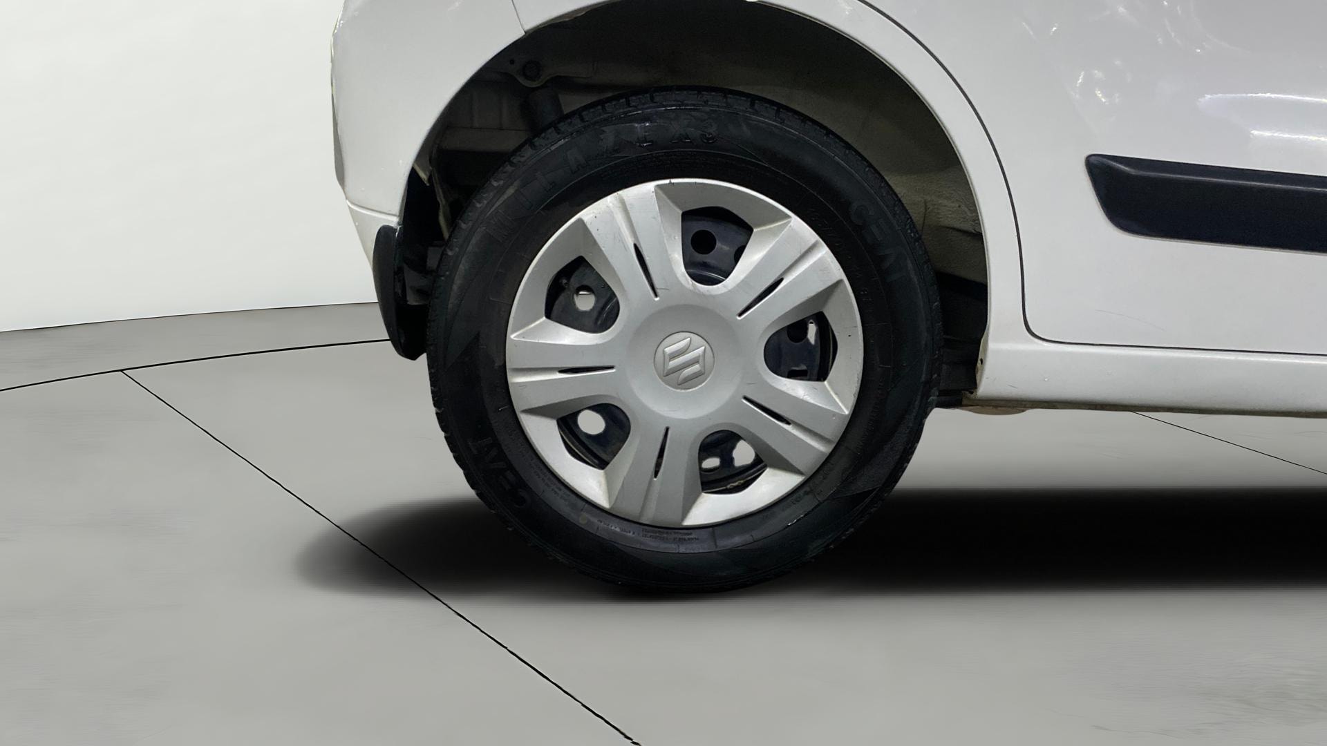 View 2018 Maruti Suzuki 1000 Base Variant Image 32 Used 2018 Maruti Suzuki 1000 Base Variant Image 32