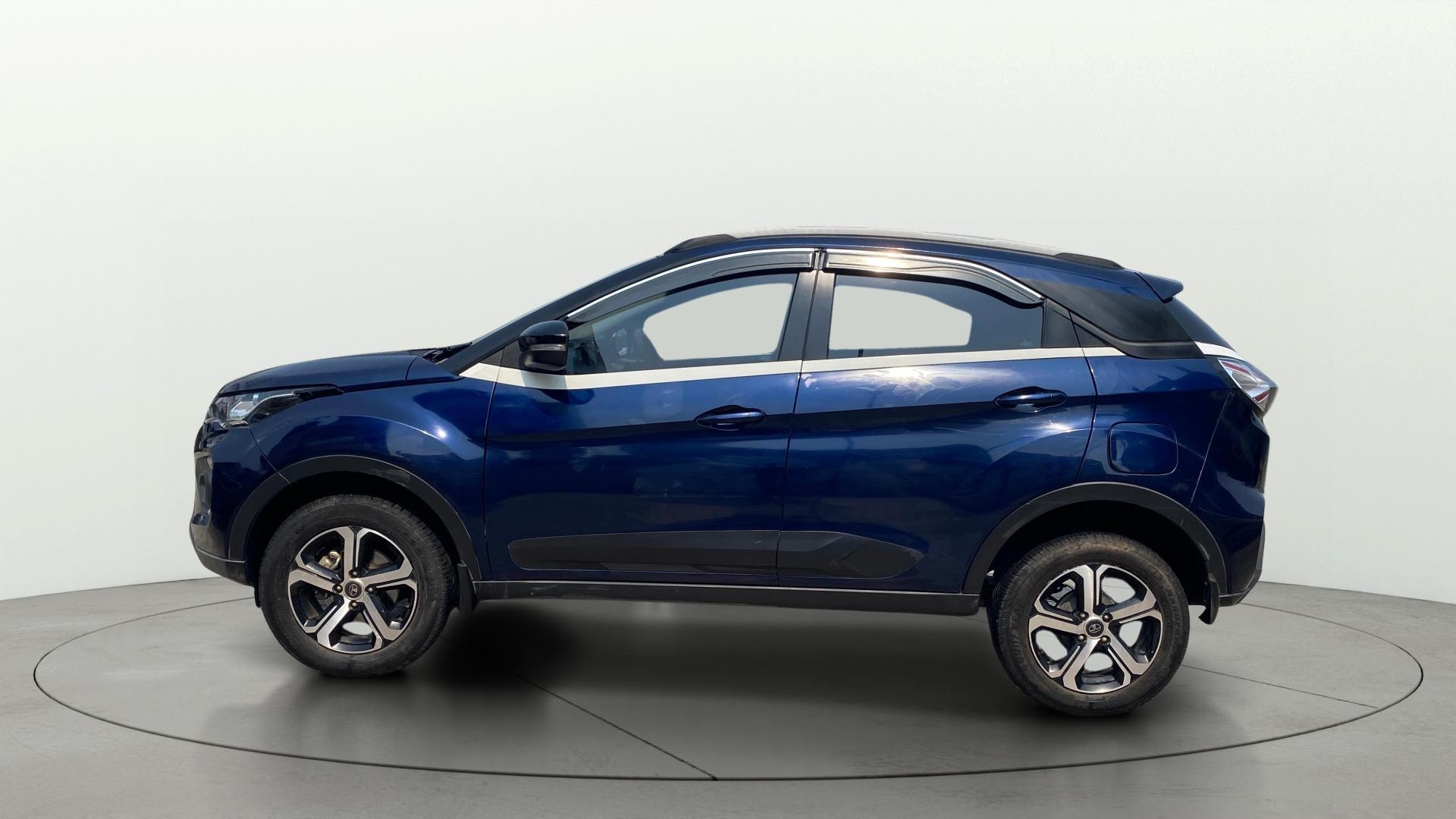 View 2023 Tata Nexon Revotron XE Image 27 Used 2023 Tata Nexon Revotron XE Image 27