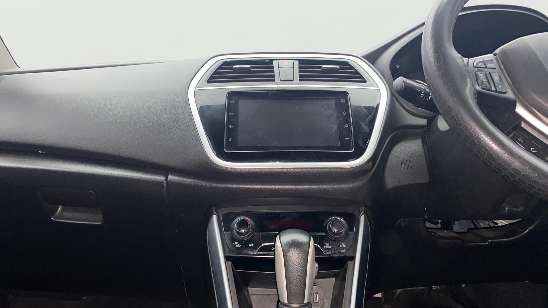 View 2020 Maruti Suzuki 1000 Base Variant Image 33 Used 2020 Maruti Suzuki 1000 Base Variant Image 33