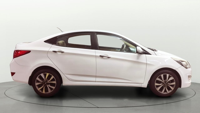 View Hyundai Fluidic Verna Image 8 Used Hyundai Fluidic Verna Image 8