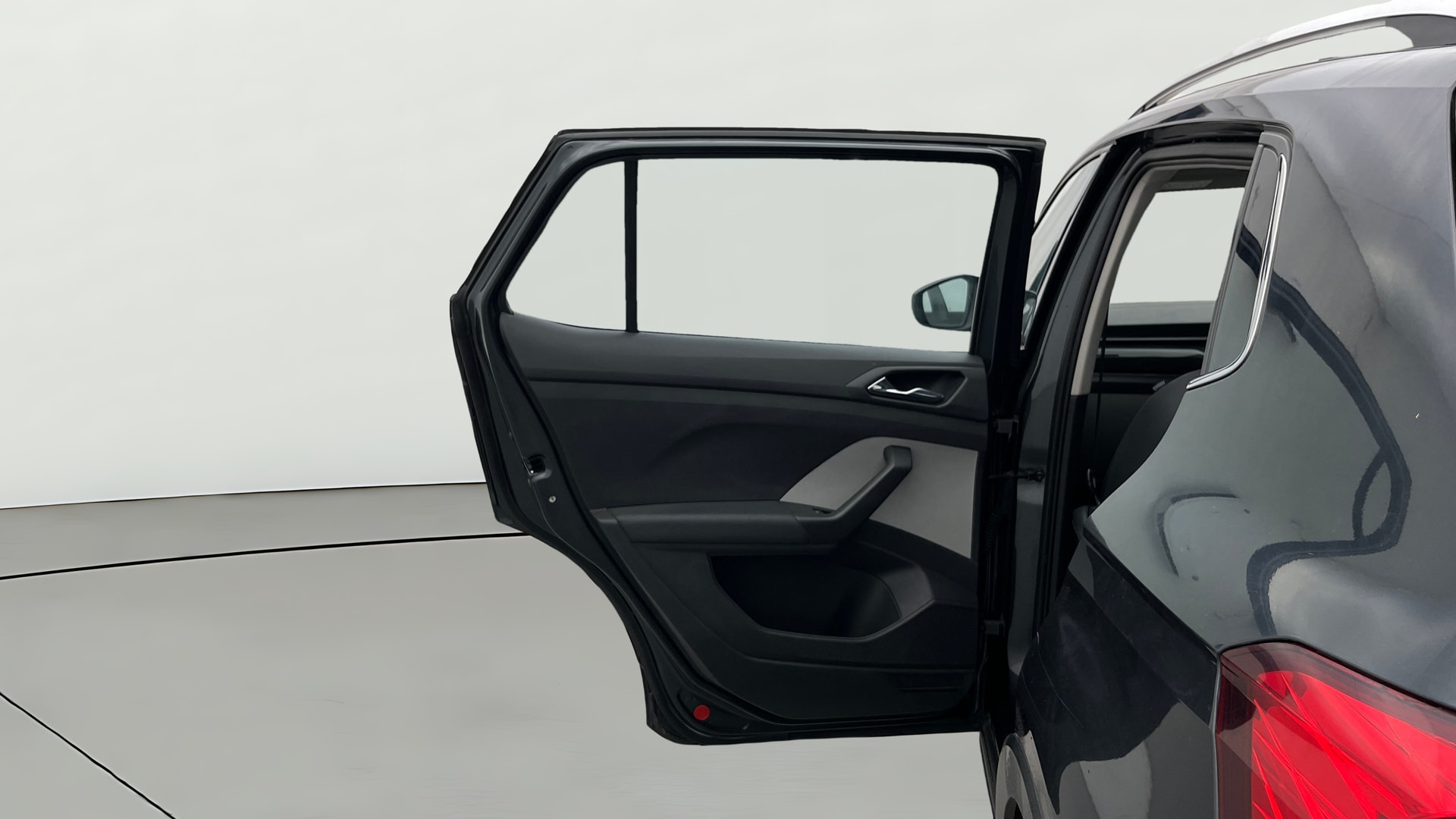 View 2022 Skoda Kushaq Style 1.5 TSI AT Image 14 Used 2022 Skoda Kushaq Style 1.5 TSI AT Image 14